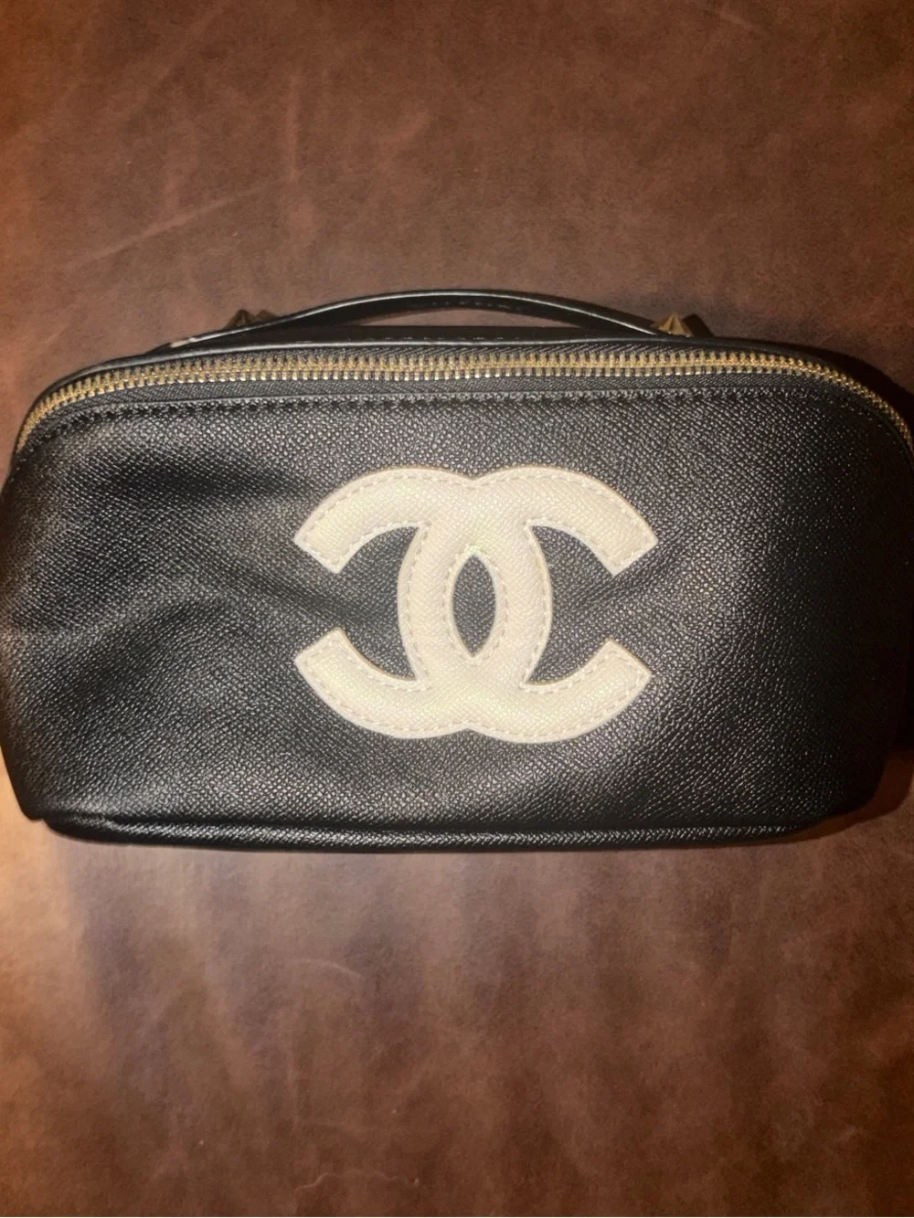 🆕 CC Makeup Case